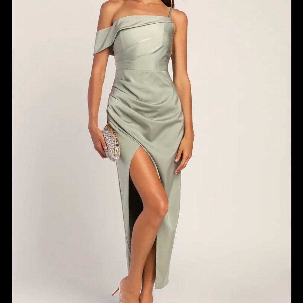 Lulus Size Large Sage Green Asymmetrical Tulip Midi Dress